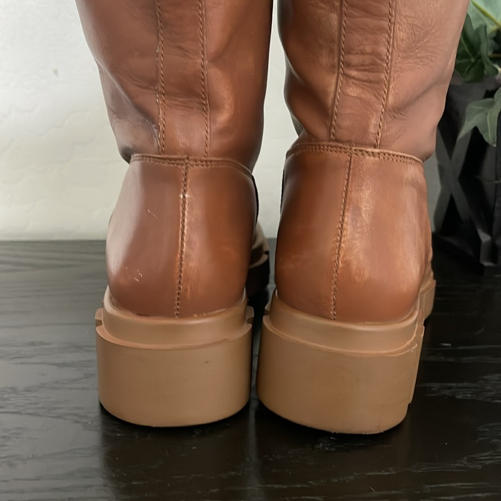 FREE PEOPLE Brooks Caramel Tall Boots size 39 Leather Lug heels combat boots. - Picture 10 of 16